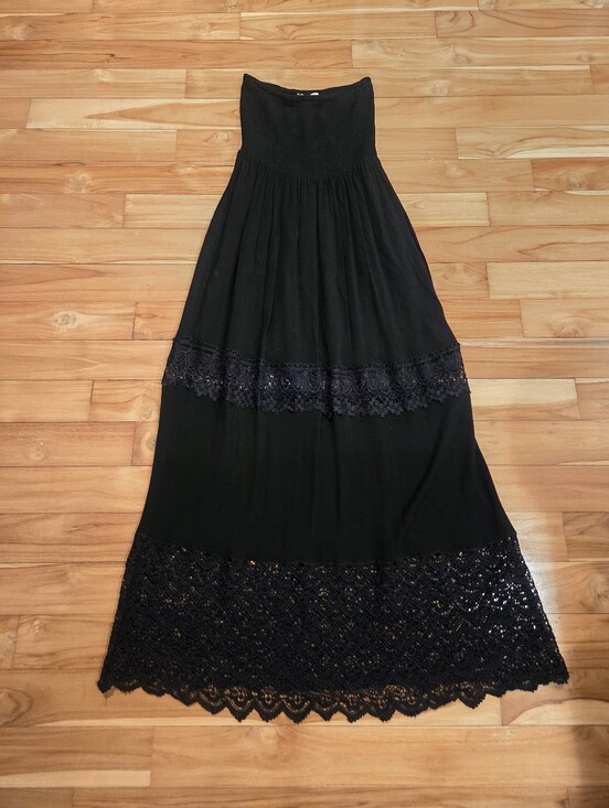 eesome Dresses & Skirts - eesome Black Strapless Maxi Dress with Lace Panels